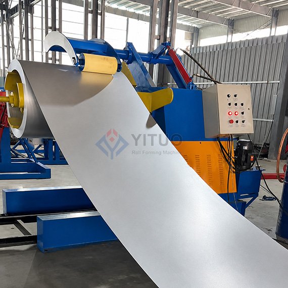 Processus de fabrication d'une machine de production de toitures en tôle ondulée (1)