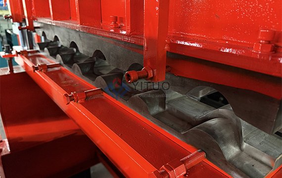 Three Layer Roll Forming Machine Working Process (3)