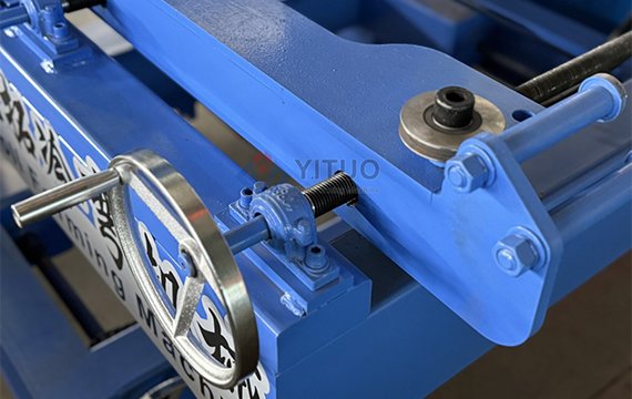 Truck Side Panel Forming Machine Detail (2)
