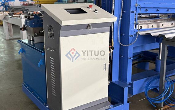Truck Side Panel Forming Machine Detail (7)