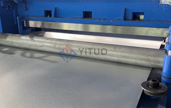 Truck Side Panel Forming Machine Working Process (2)