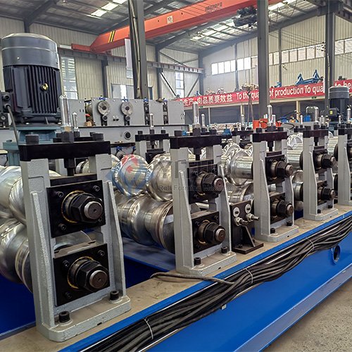 High-Speed Highway Guardrail Roll Forming Machine Detail (3)