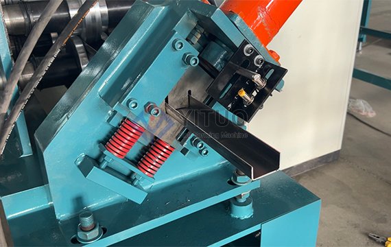 U Channel Cold Roll Forming Machine Working Process (3)
