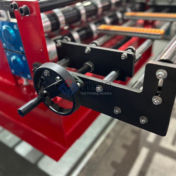 Wall Panel Roll Forming Machine Detail (5)