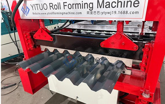 Wall Panel Roll Forming Machine Working Process (4)