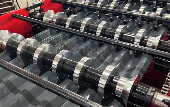 Wall Panel Roll Forming Machine Working Process (9